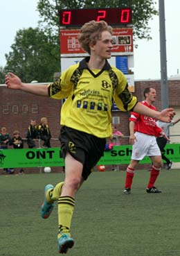 Dion Smits nadat hij ONT op 1-0 heeft gezet